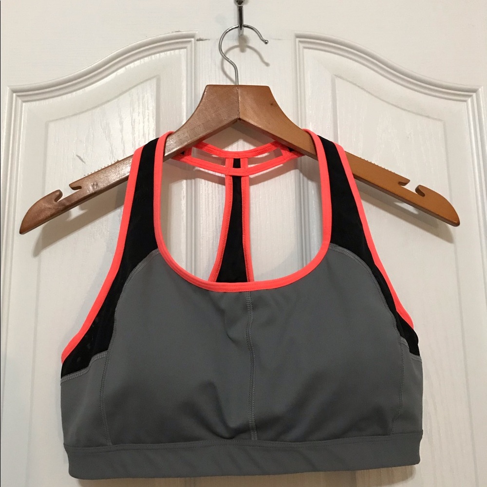 Athleta Sports Bra with inserts - Picture 1 of 5